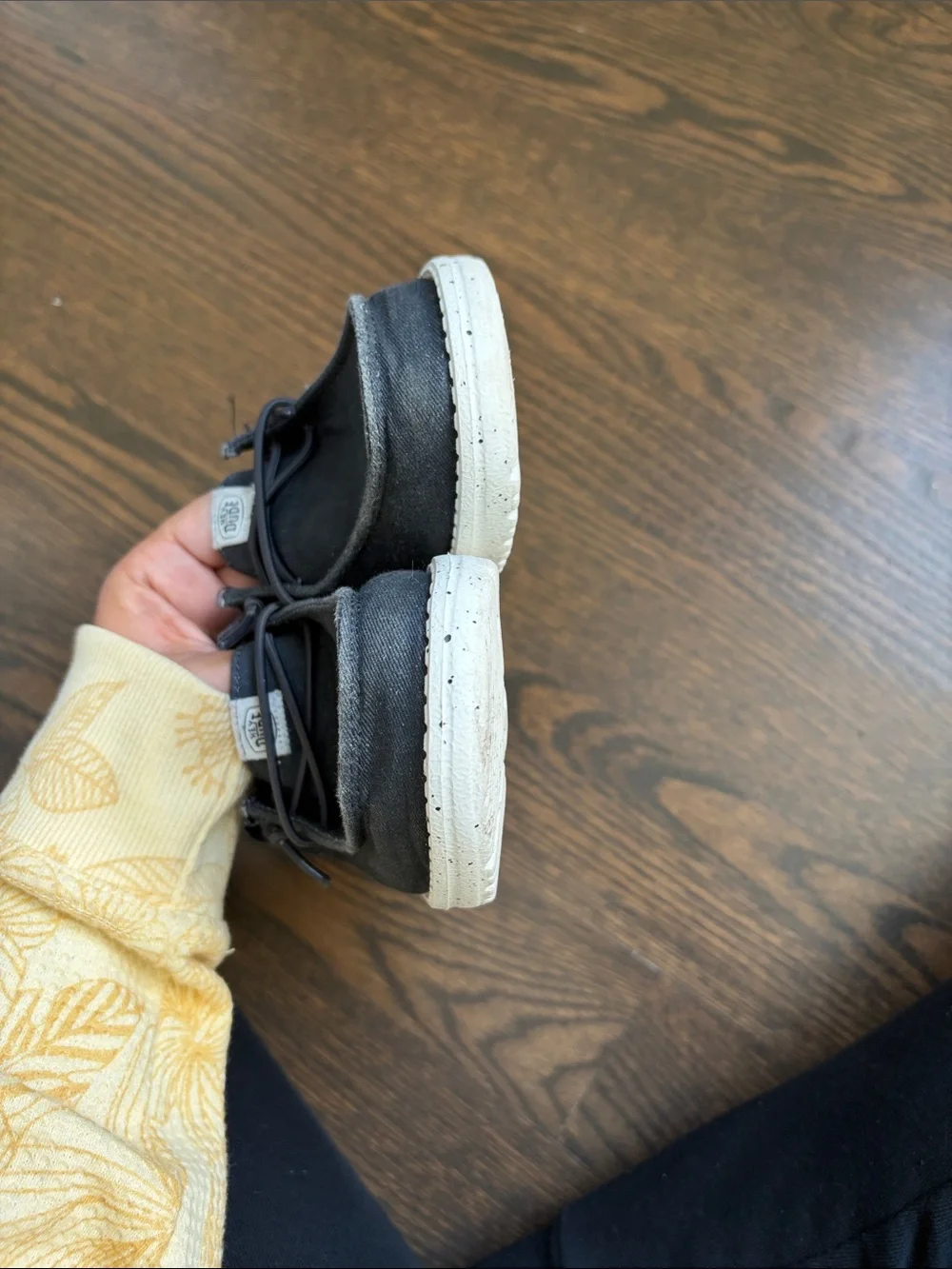 Hey Dude Wendy Y Stretch Canvas slip-on - Black. YT1